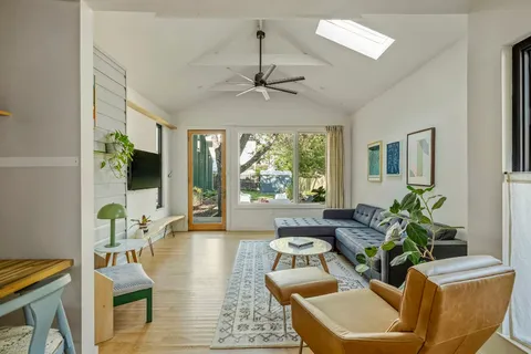 $895,000 | 618 Denson Drive, Austin, TX 78752