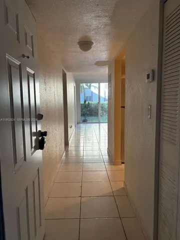 $2,200 | 10090 Northwest 80th Court, Unit 1155, Hialeah Gardens, FL 33016