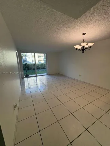 $2,200 | 10090 Northwest 80th Court, Unit 1155, Hialeah Gardens, FL 33016