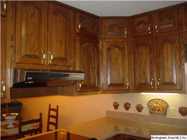 3914 Perkerson Drive Anniston, AL 36201 - Photo 8 of 31
