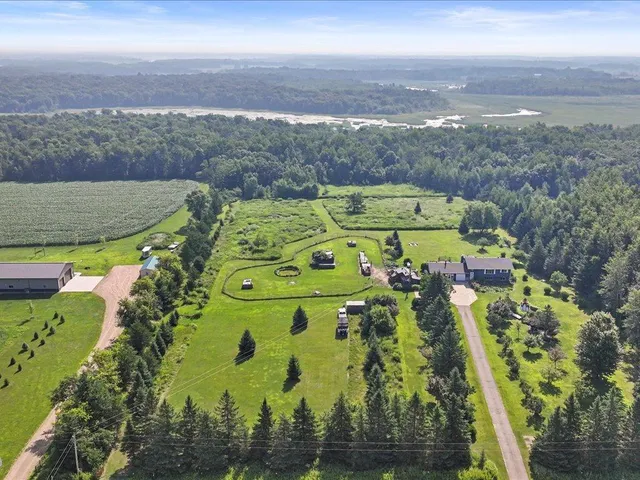 $479,900 | 9936 Oakridge Road, Brainerd, MN 56401