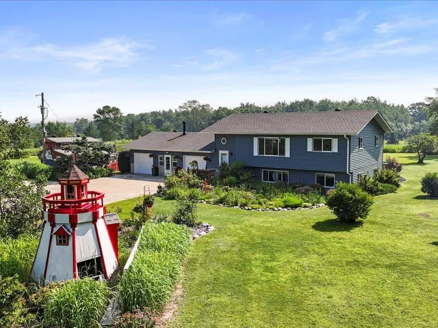 $479,900 | 9936 Oakridge Road, Brainerd, MN 56401