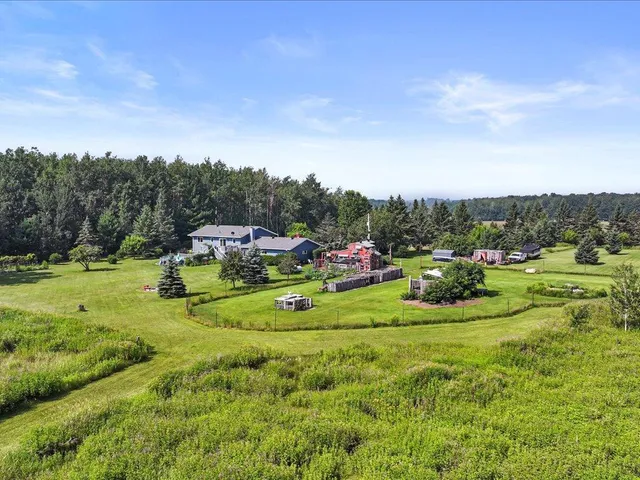 $479,900 | 9936 Oakridge Road, Brainerd, MN 56401