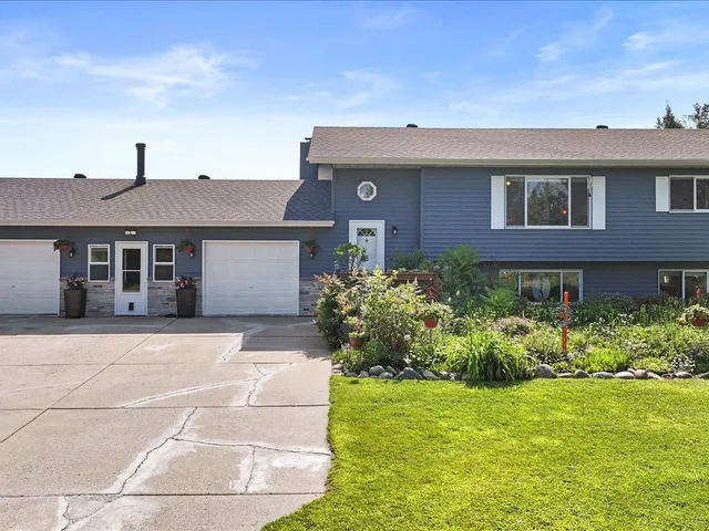 $479,900 | 9936 Oakridge Road, Brainerd, MN 56401