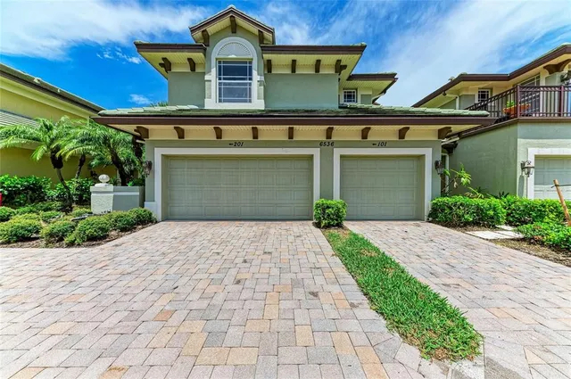 $565,000 | 6536 Moorings Point Circle, Unit 101, Lakewood Ranch, FL 34202