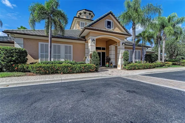 $565,000 | 6536 Moorings Point Circle, Unit 101, Lakewood Ranch, FL 34202