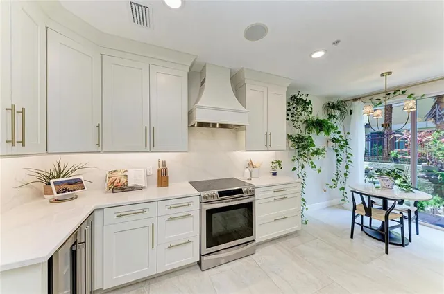 $565,000 | 6536 Moorings Point Circle, Unit 101, Lakewood Ranch, FL 34202