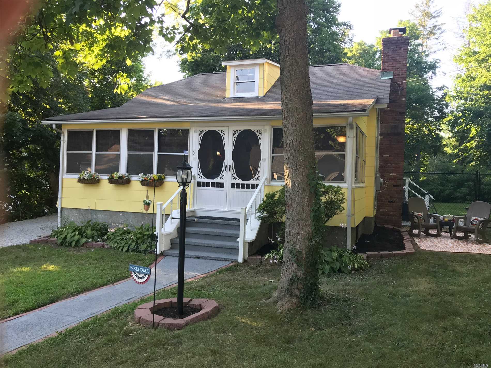 5 Canoe Road Sound Beach, NY 11789 - Photo 1 of 1 Gallery Image 1