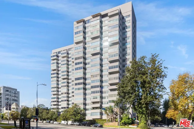 $8,750 | 875 Comstock Avenue, Unit 18A, Los Angeles, CA 90024