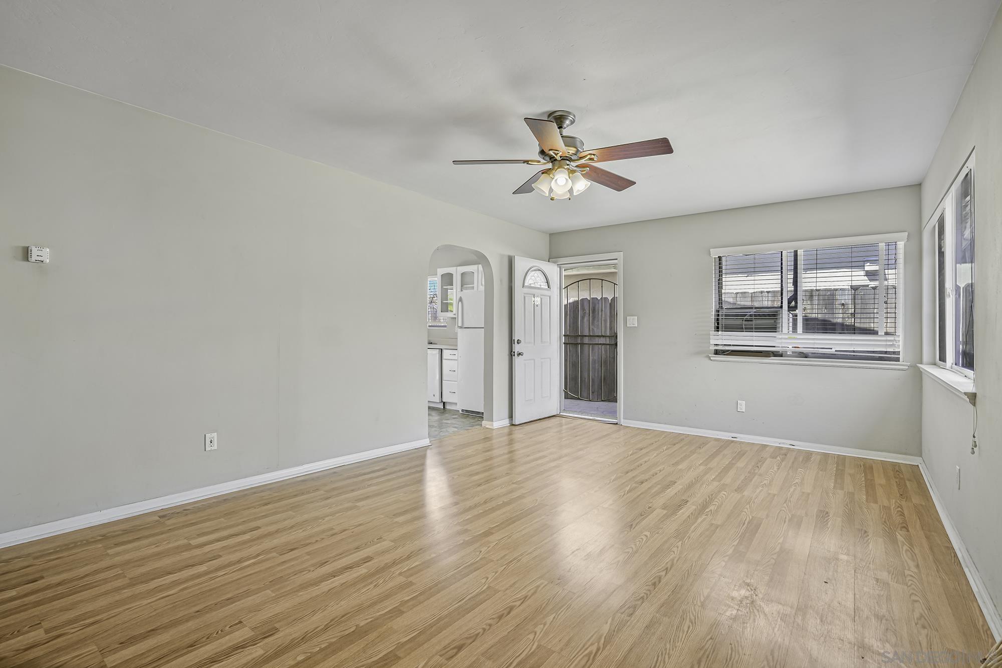 2018 Glasgow Avenue Cardiff, CA 92007 - Photo 21 of 32