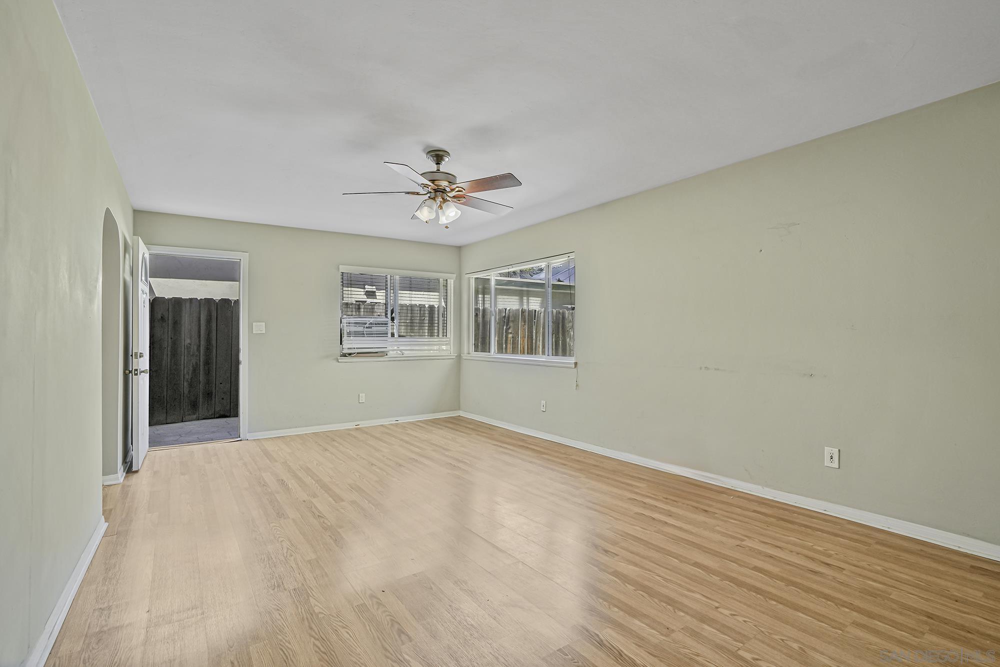 2018 Glasgow Avenue Cardiff, CA 92007 - Photo 22 of 32