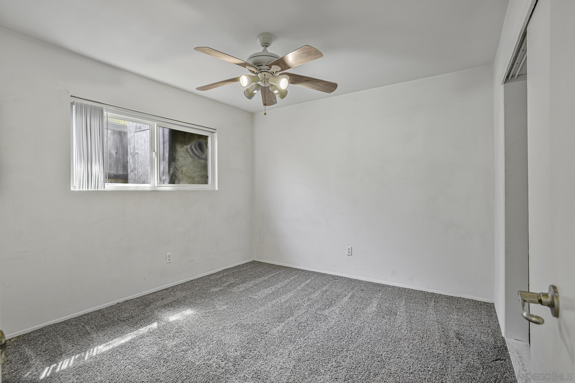 2018 Glasgow Avenue Cardiff, CA 92007 - Photo 24 of 32