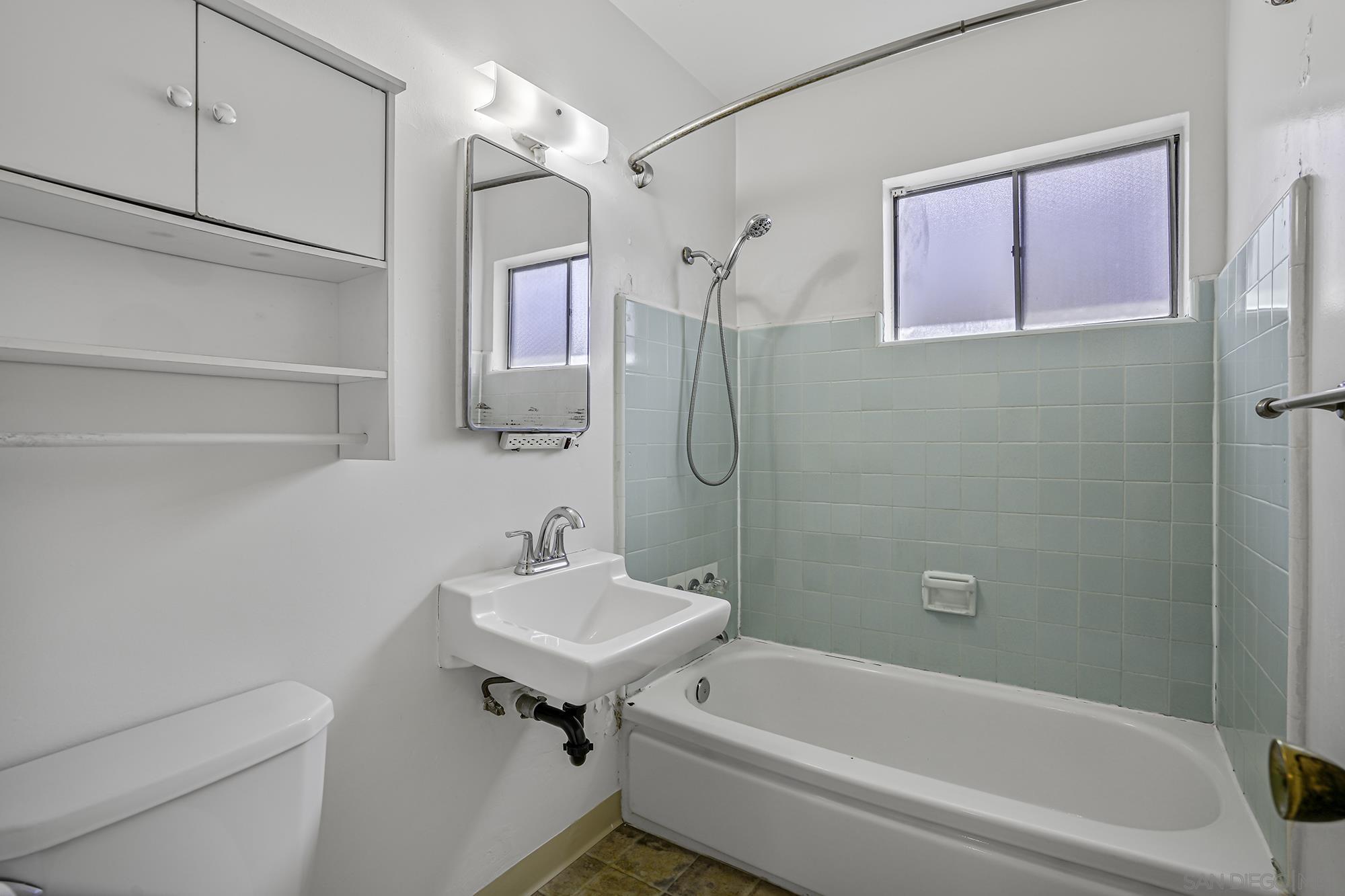 2018 Glasgow Avenue Cardiff, CA 92007 - Photo 27 of 32