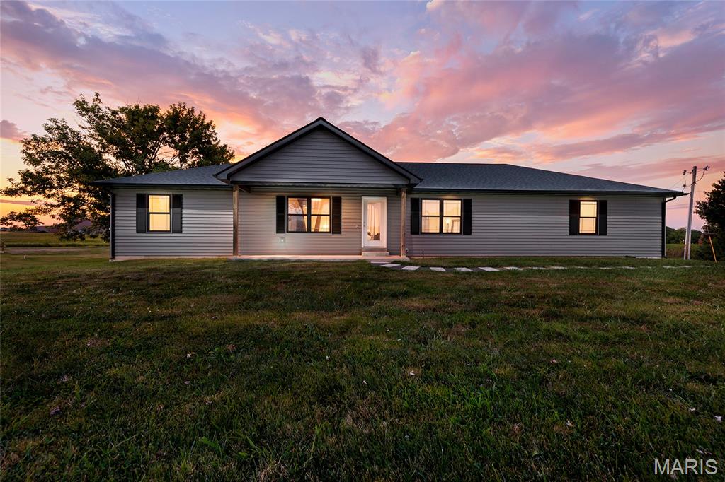 4375 Jj Road Waterloo, IL 62298 - Photo 25 of 40 Gallery Image 25