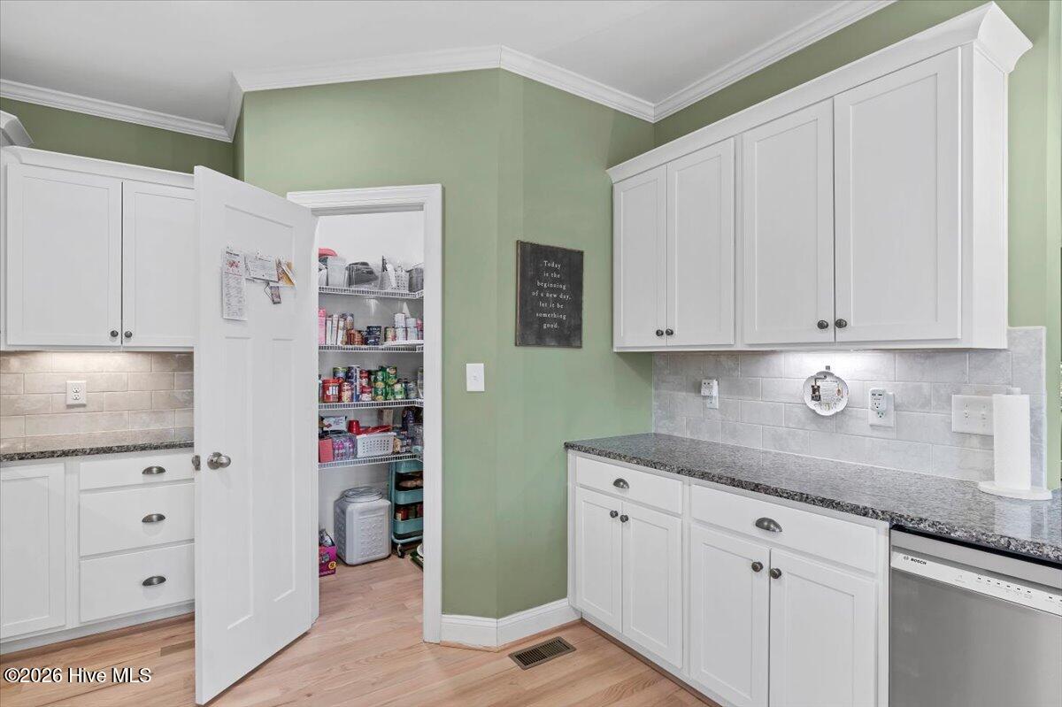 305 3rd Street Aberdeen, NC 28315 - Photo 24 of 73 43-43_305 3rd St, Aberdeen, NC, 28315 _L