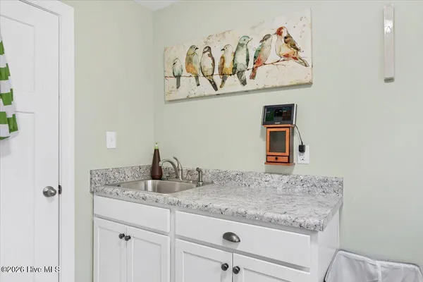 $475,000 | 305 3rd Street, Aberdeen, NC 28315