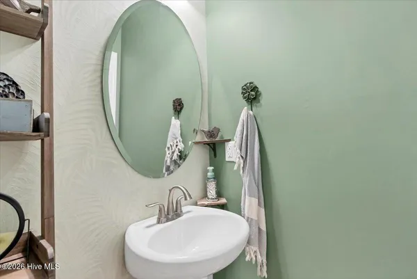 $475,000 | 305 3rd Street, Aberdeen, NC 28315