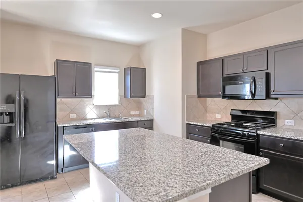 $2,045 | 1525 Maier Drive, Pflugerville, TX 78660