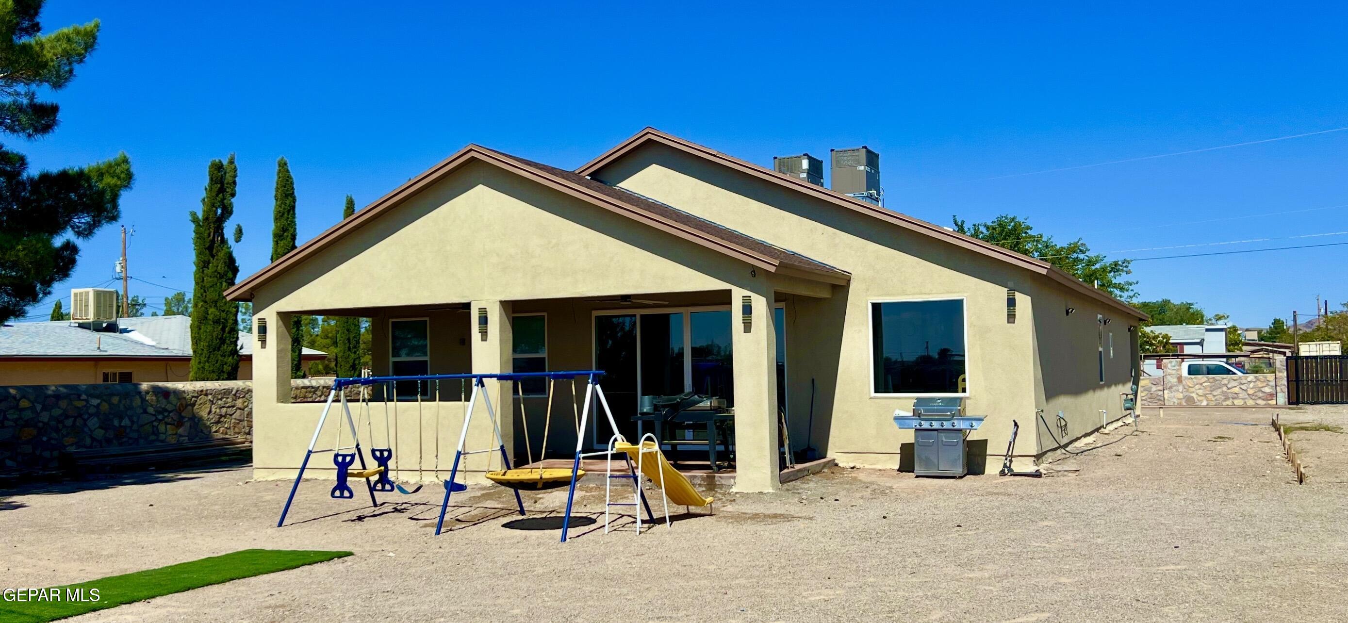 15048 Rancho Del Sur Drive El Paso, TX 79938 - Photo 11 of 71 IMG_4315