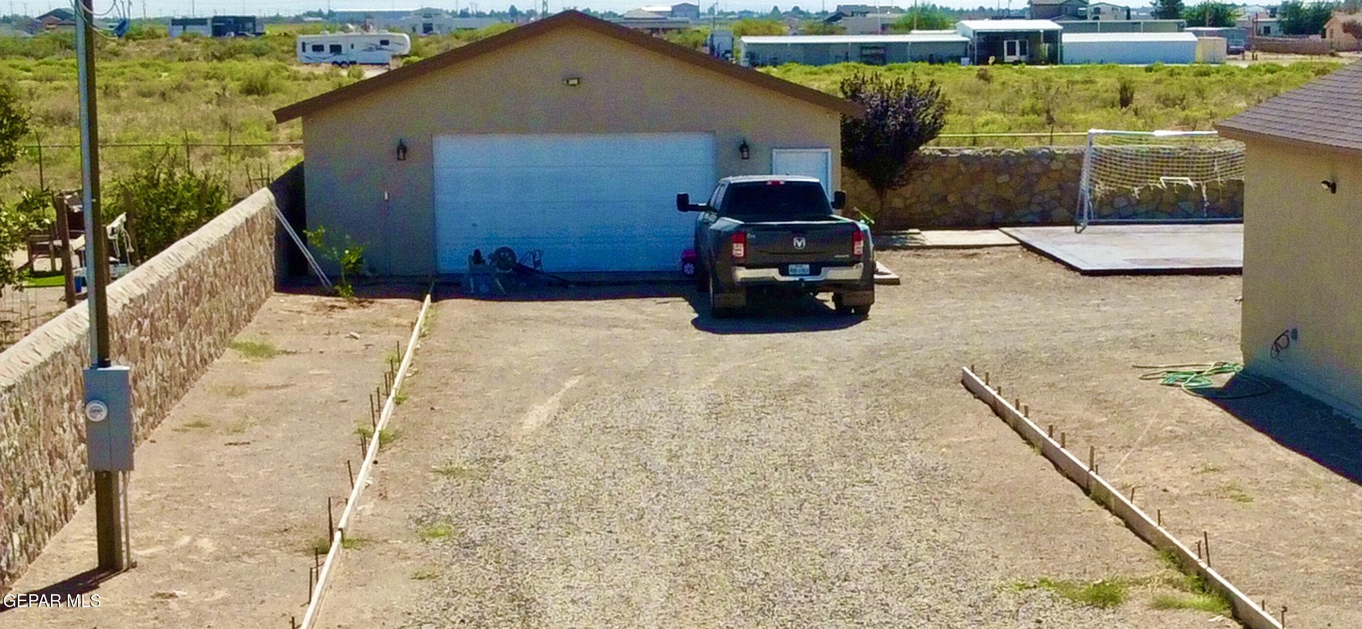 15048 Rancho Del Sur Drive El Paso, TX 79938 - Photo 16 of 71 IMG_4340