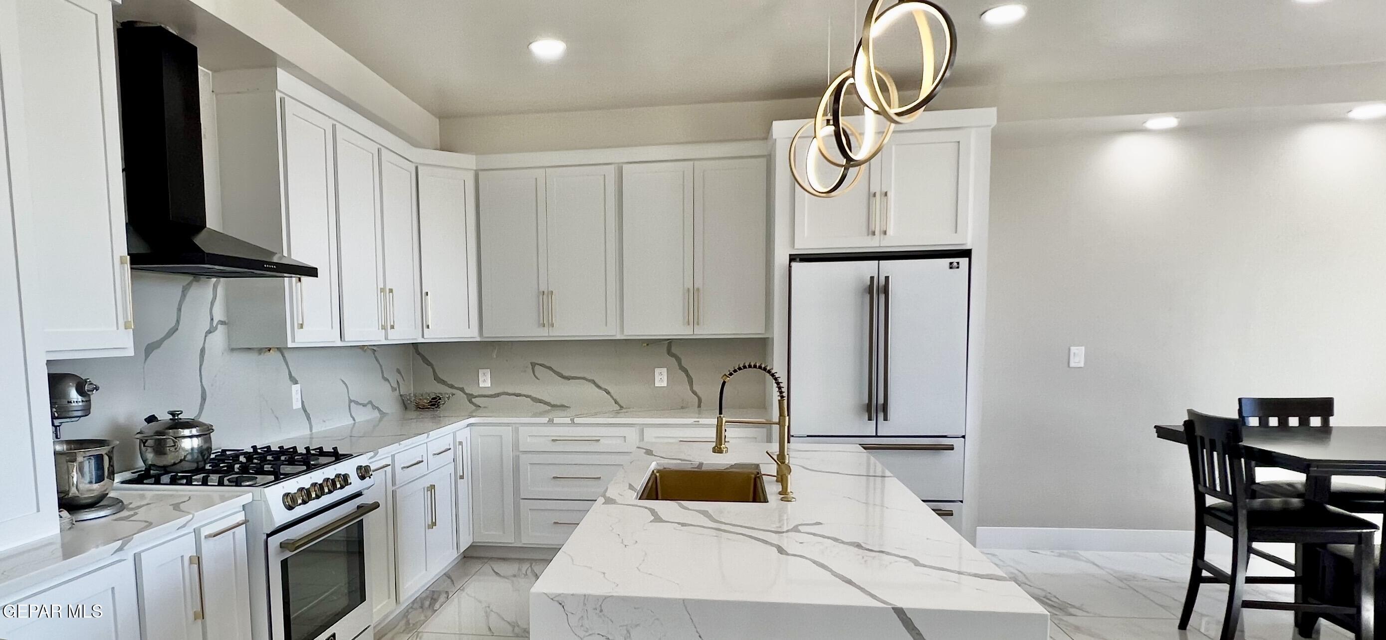 15048 Rancho Del Sur Drive El Paso, TX 79938 - Photo 21 of 69 IMG_4243