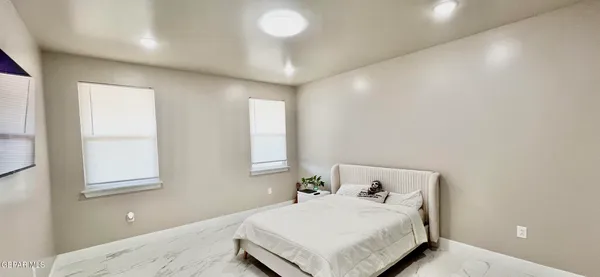 $389,950 | 15048 Rancho Del Sur Drive, El Paso, TX 79938