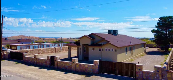 $389,950 | 15048 Rancho Del Sur Drive, El Paso, TX 79938