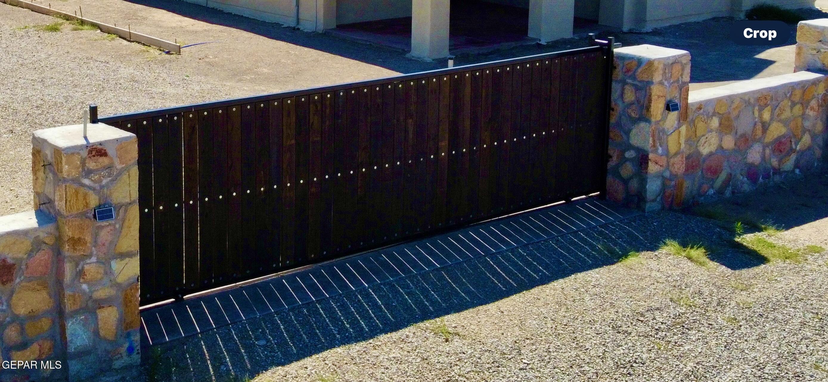 15048 Rancho Del Sur Drive El Paso, TX 79938 - Photo 9 of 69 IMG_4338