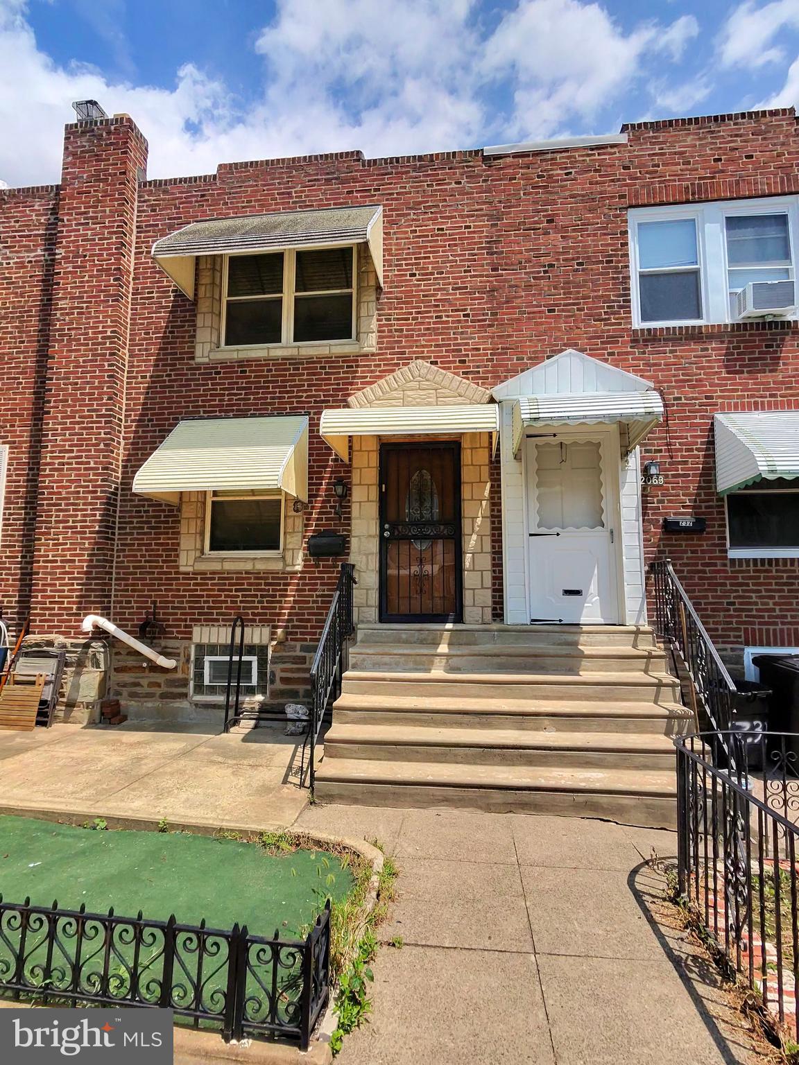 2061 Simon Street Philadelphia, PA 19124 - Photo 2 of 39