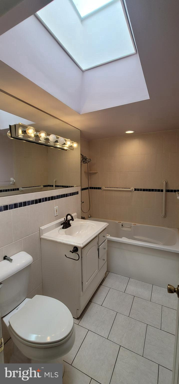 2061 Simon Street Philadelphia, PA 19124 - Photo 22 of 39