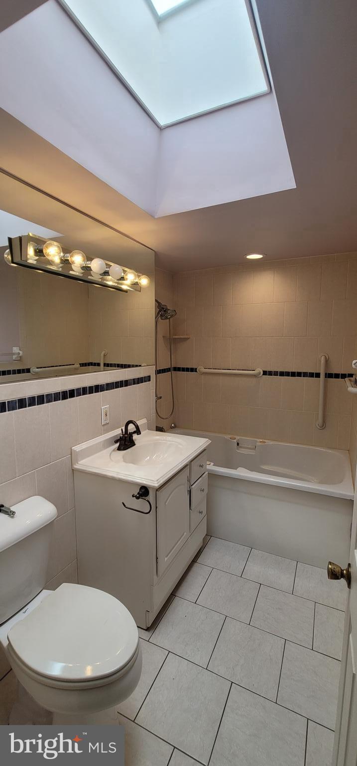 2061 Simon Street Philadelphia, PA 19124 - Photo 24 of 39