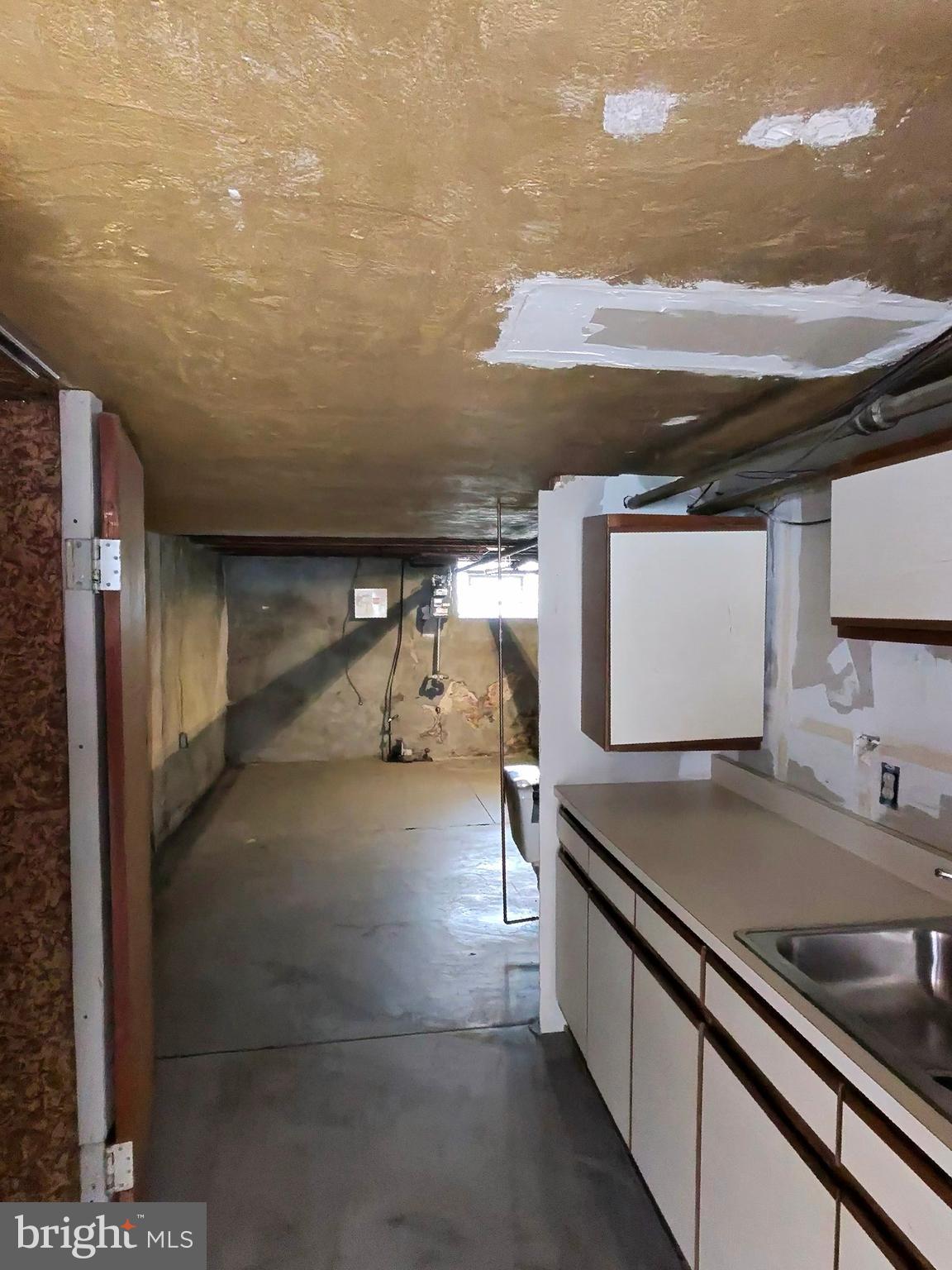 2061 Simon Street Philadelphia, PA 19124 - Photo 35 of 39