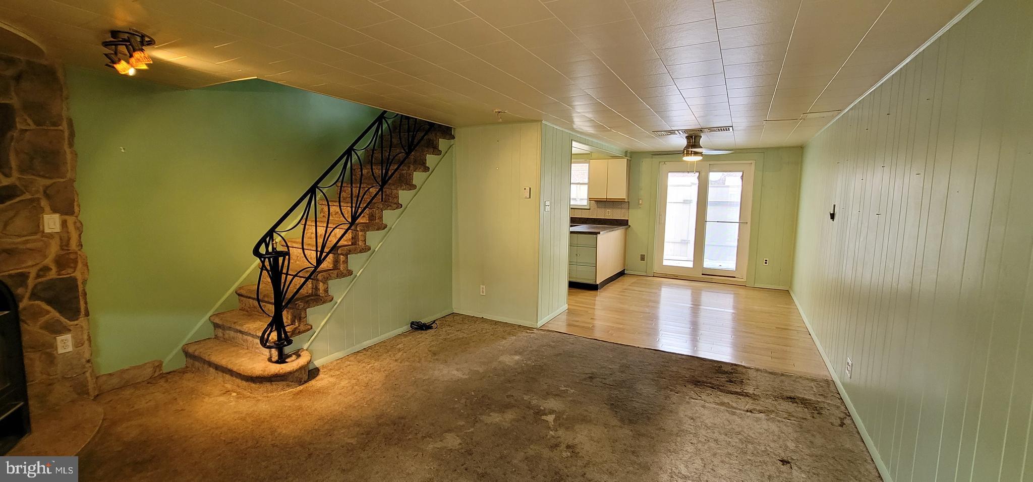 2061 Simon Street Philadelphia, PA 19124 - Photo 9 of 39