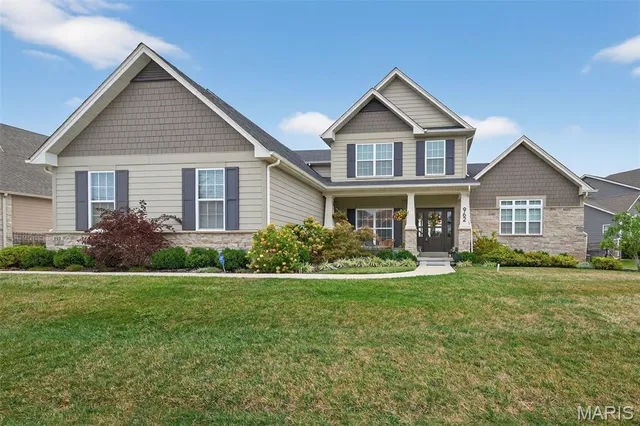 $1,055,000 | 962 Silver Buck Lane, Chesterfield, MO 63005