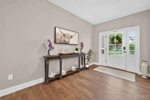 $1,055,000 | 962 Silver Buck Lane, Chesterfield, MO 63005