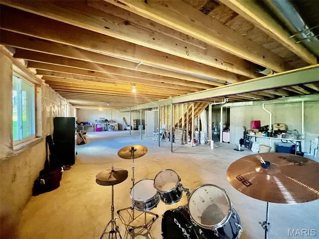 $1,055,000 | 962 Silver Buck Lane, Chesterfield, MO 63005