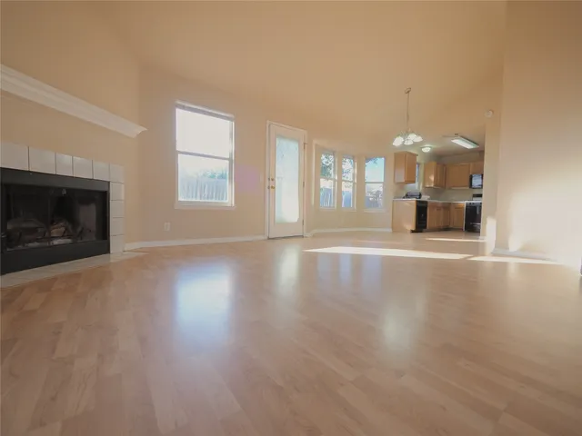 $1,675 | 205 Caladium Drive, Georgetown, TX 78626