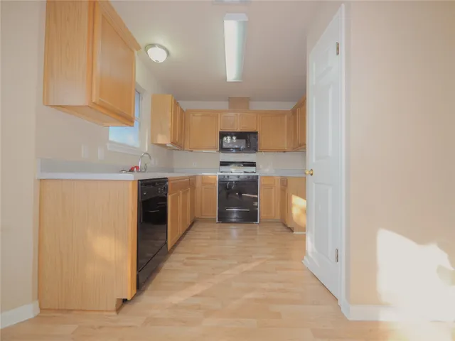 $1,675 | 205 Caladium Drive, Georgetown, TX 78626