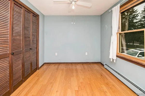 $349,900 | 5733 East Lake Road, Cazenovia, NY 13035