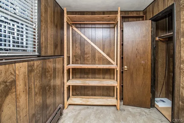 $349,900 | 5733 East Lake Road, Cazenovia, NY 13035