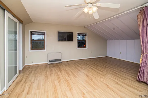 $349,900 | 5733 East Lake Road, Cazenovia, NY 13035