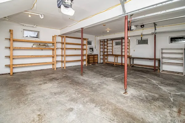 $349,900 | 5733 East Lake Road, Cazenovia, NY 13035