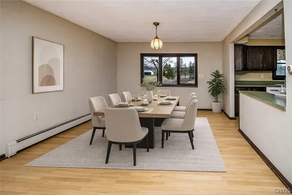 $349,900 | 5733 East Lake Road, Cazenovia, NY 13035