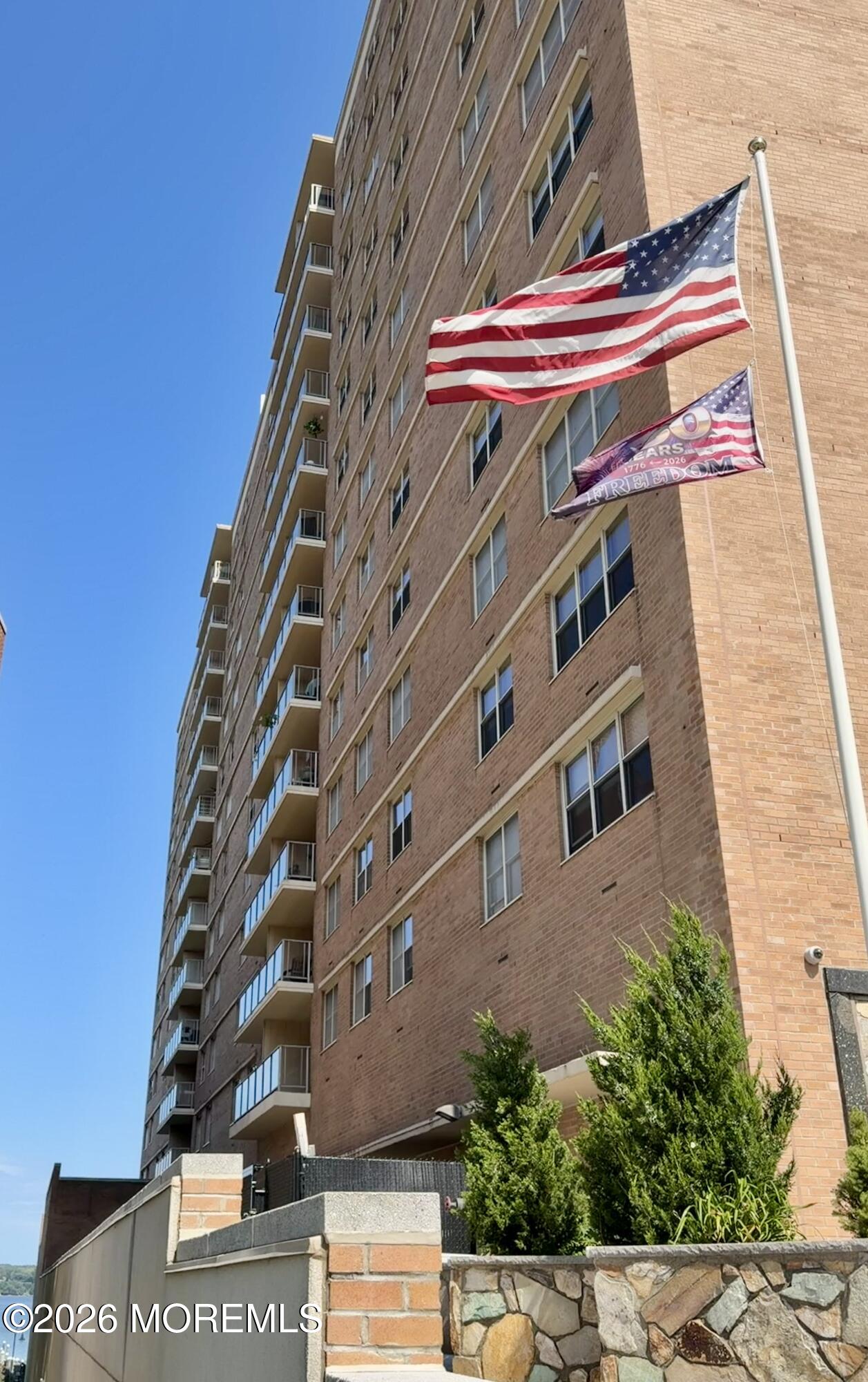 28 Riverside Avenue, Unit 7K Red Bank, NJ 07701 - Photo 50 of 58 Front Exterior