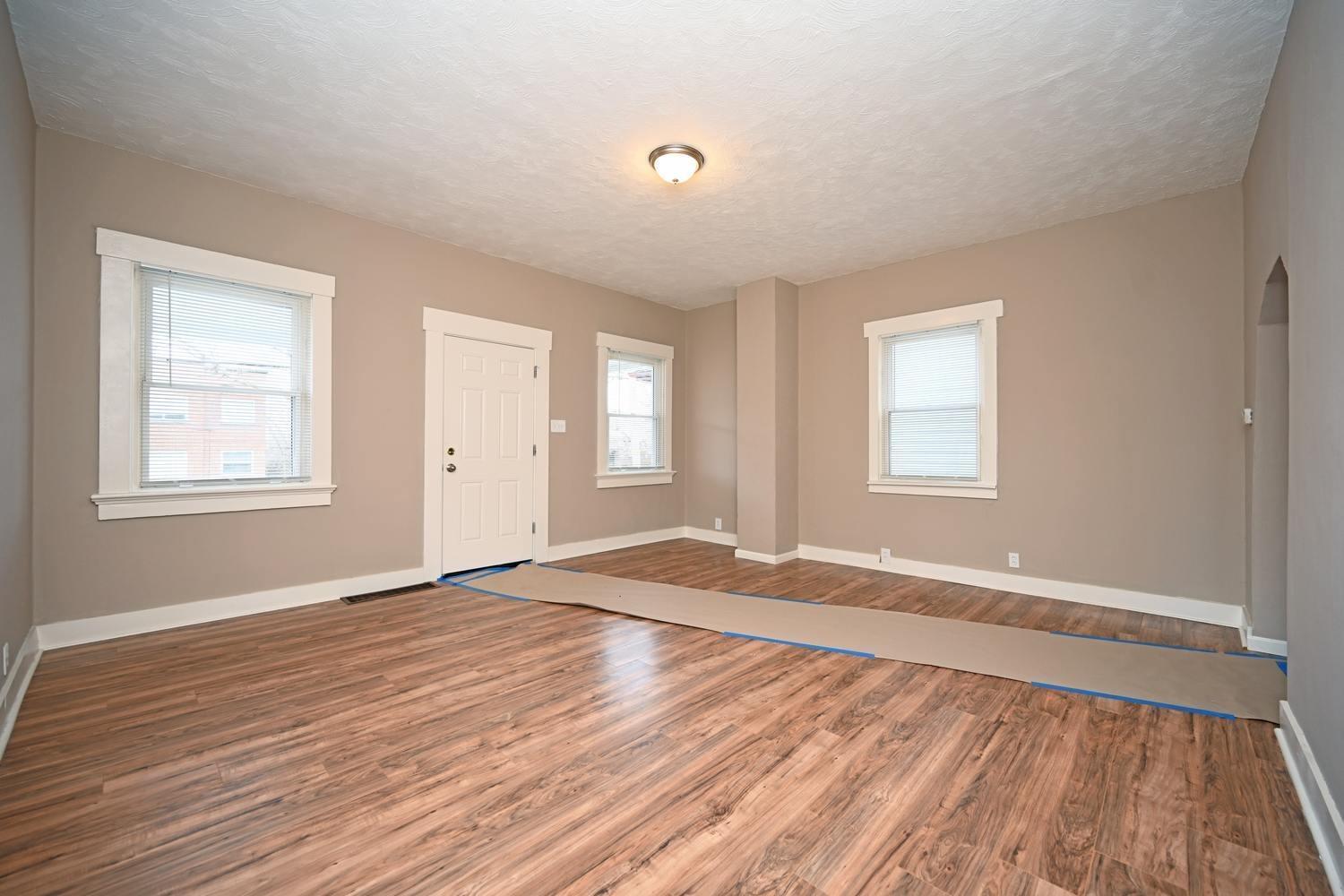 1773 Dale Road Cincinnati, OH 45237 - Photo 6 of 27