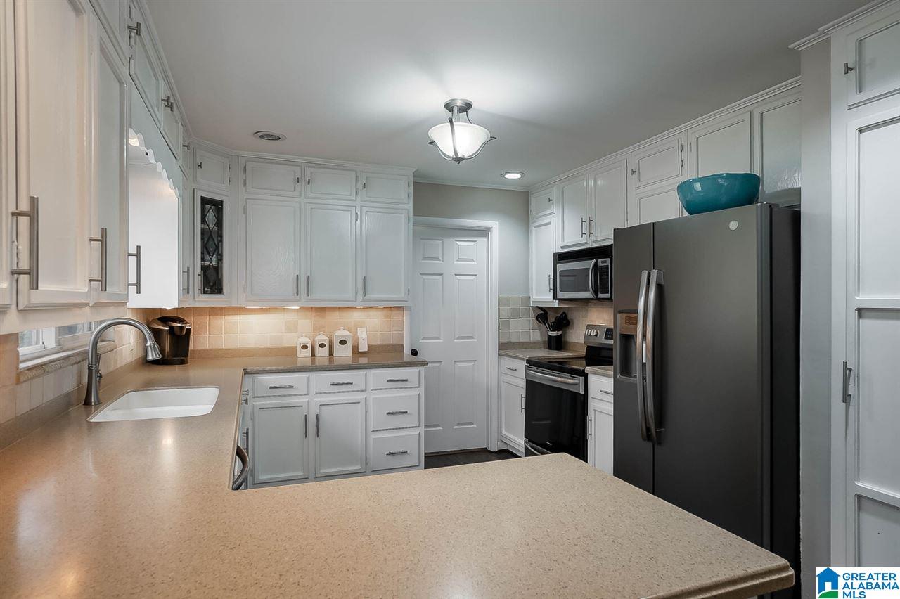 716 Rockbridge Road Birmingham, AL 35216 - Photo 11 of 43