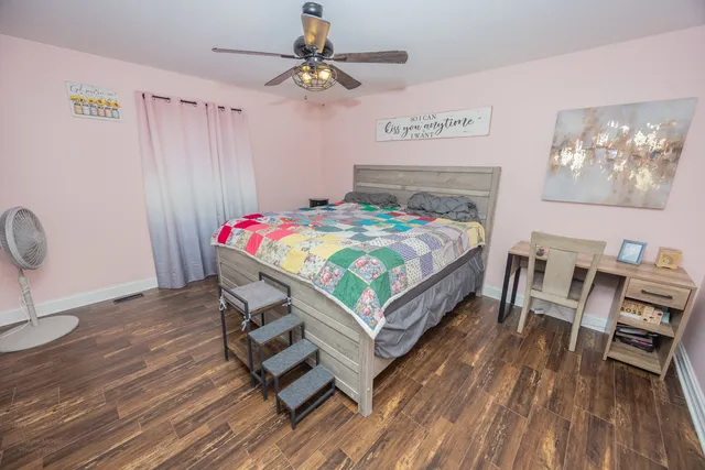 $309,900 | 1014 Lindsay Street, Joliet, IL 60431