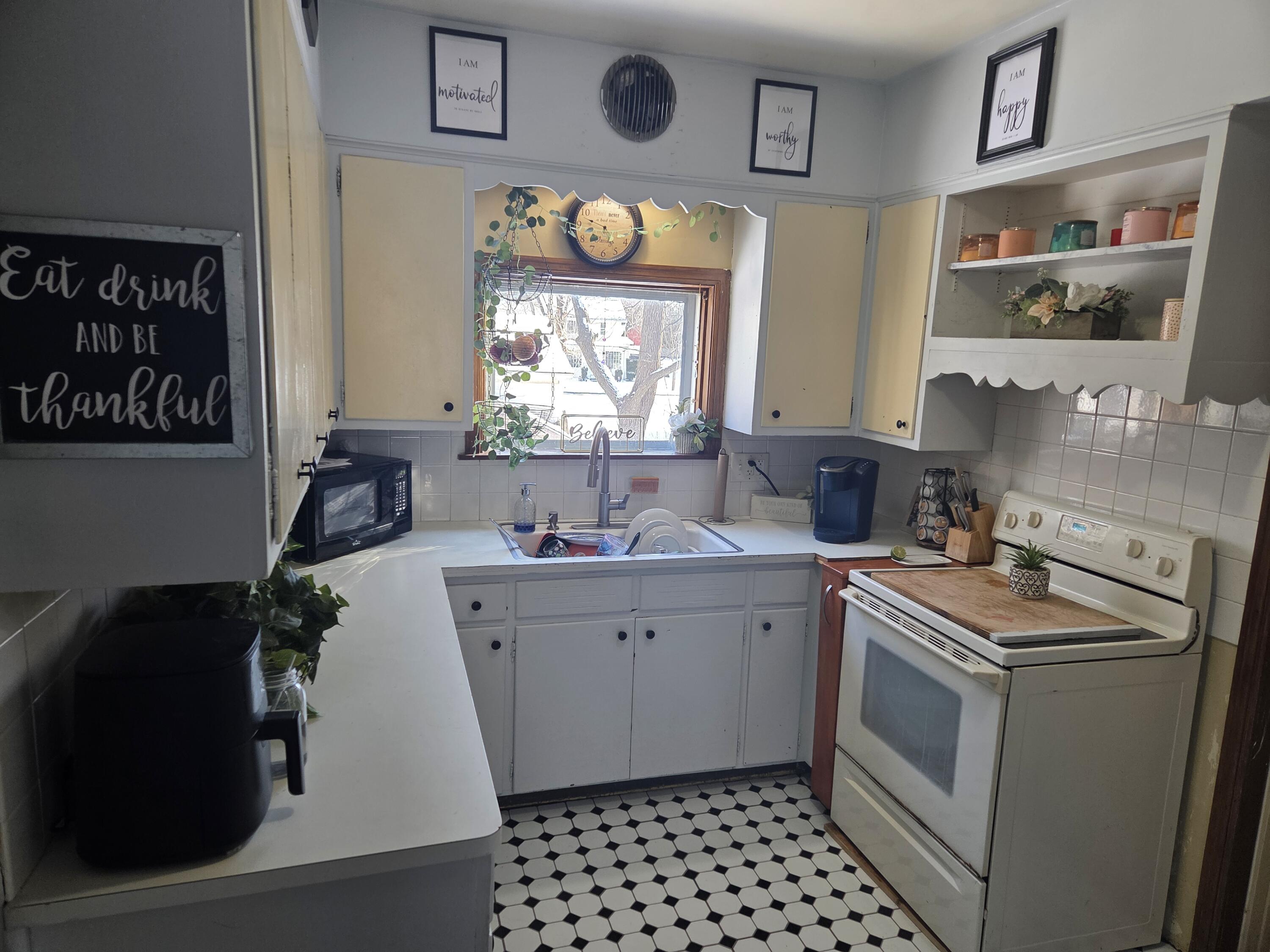 210 East Wisconsin Street Delavan, WI 53115 - Photo 8 of 23 20260120_100522