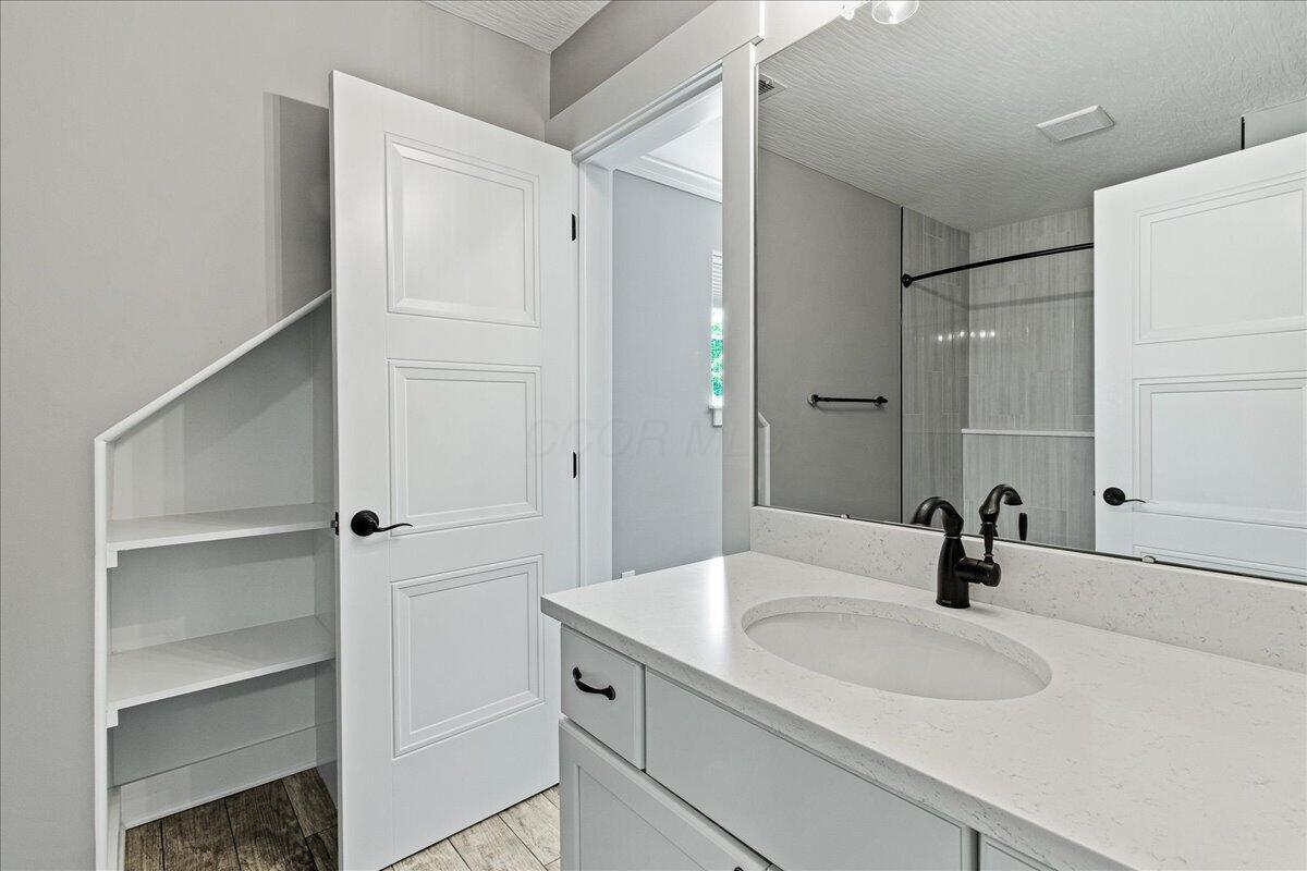 176 East Weber Road Columbus, OH 43202 - Photo 30 of 47 30-30-Bath 3