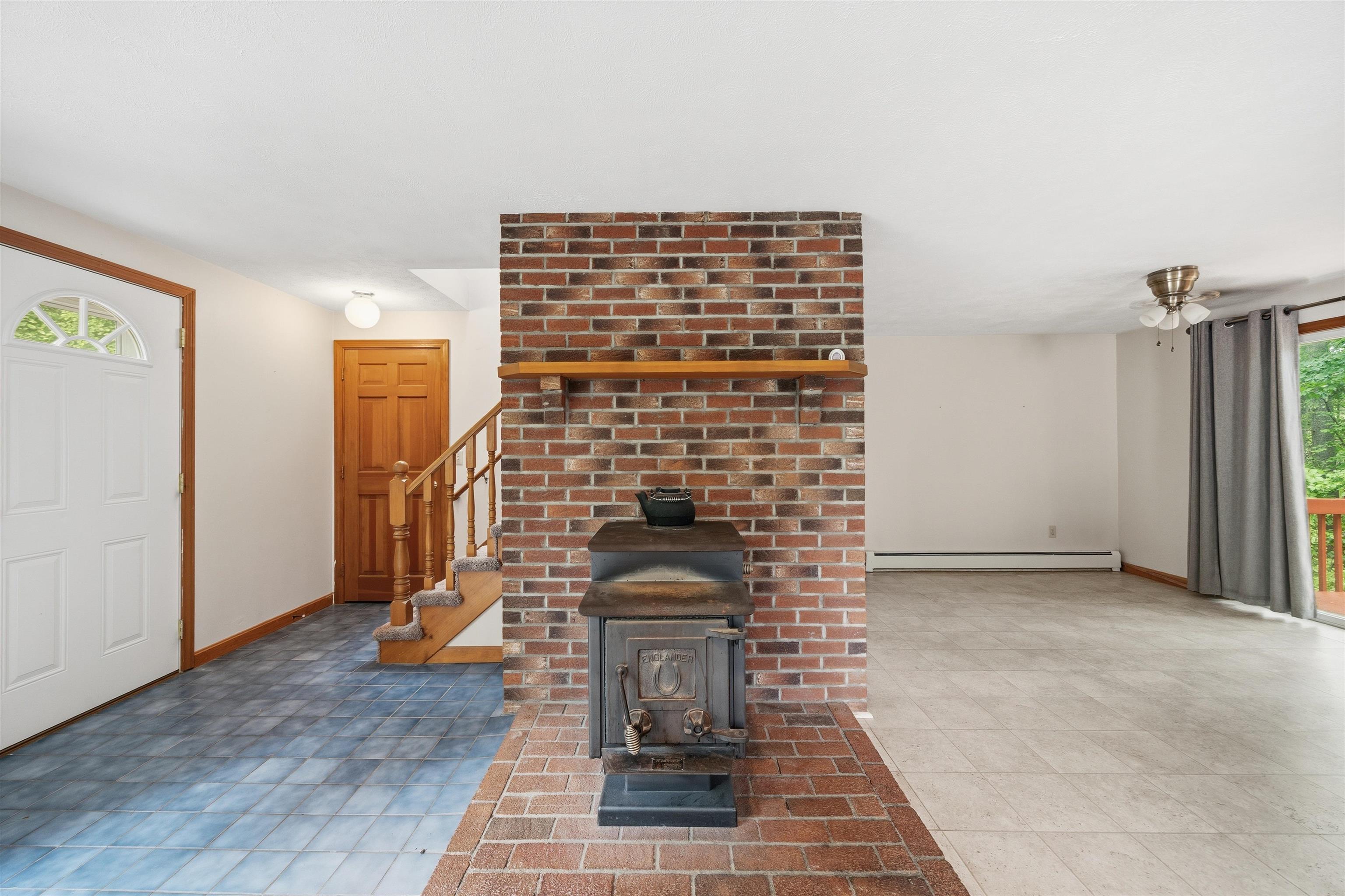 79 Lynchville Park Road Goffstown, NH 03045 - Photo 8 of 42